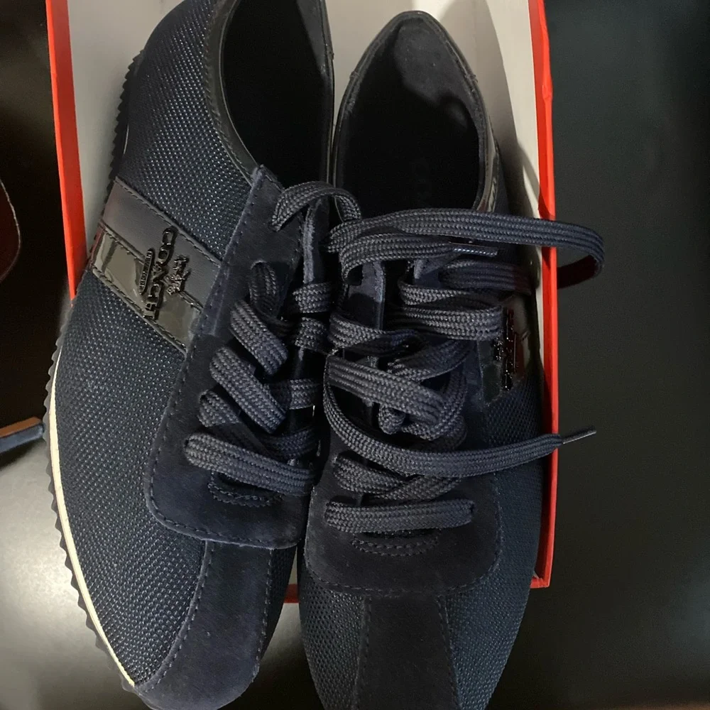 Navy blue coach sneakers. - Picture 7 of 9